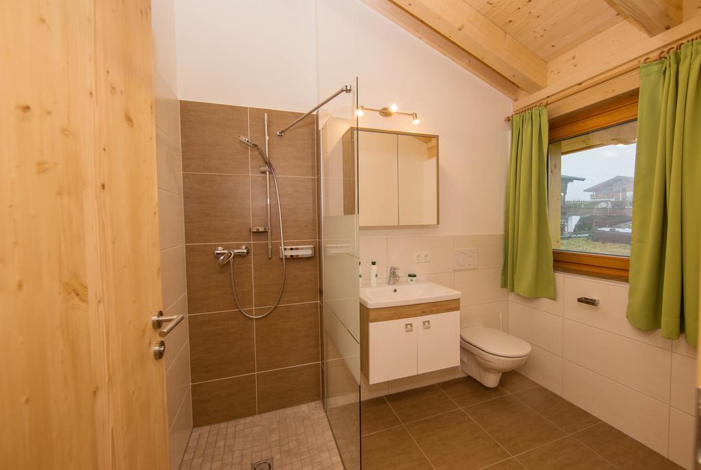 Penthousewohnung Mit Garten Sauna Pool Maishofen Exterior photo